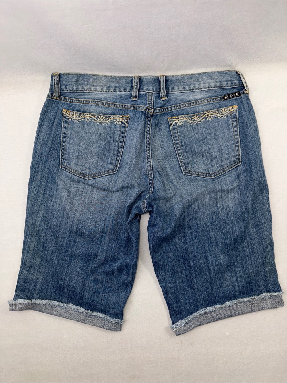Lucky Brand Beachcomber Bermuda Denim Embroidered Pockets Shorts - Picture 4 of 7